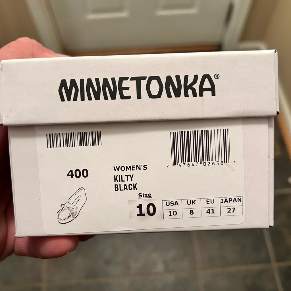 Minnetonka Slippers Moccasins